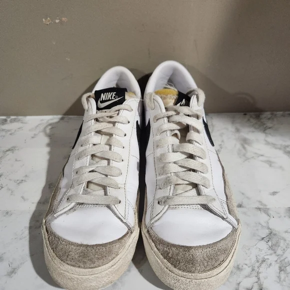 Nike Blazer Platform Sneaker - Women's Size 7.5 - Picture 2 of 8